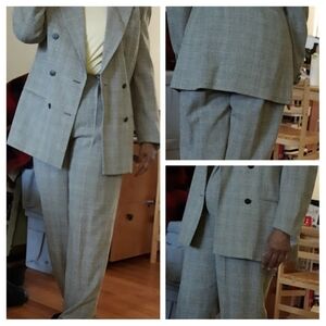 The Works Saks Fifth Avenue women's pants suit size 12